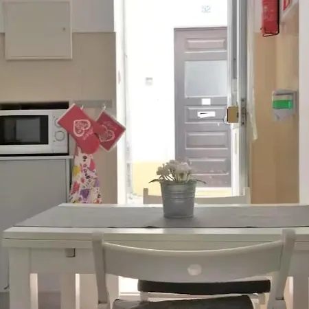 Appartamento Porta 4 - Flores I *